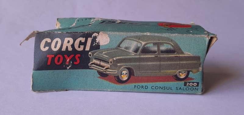 Corgi Toys 200 Ford Consul In Original Box. 9cm.