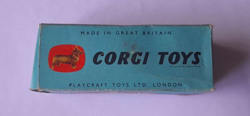 Corgi Toys 204 Rover 90 Saloon In Original Box. 9.9cm.