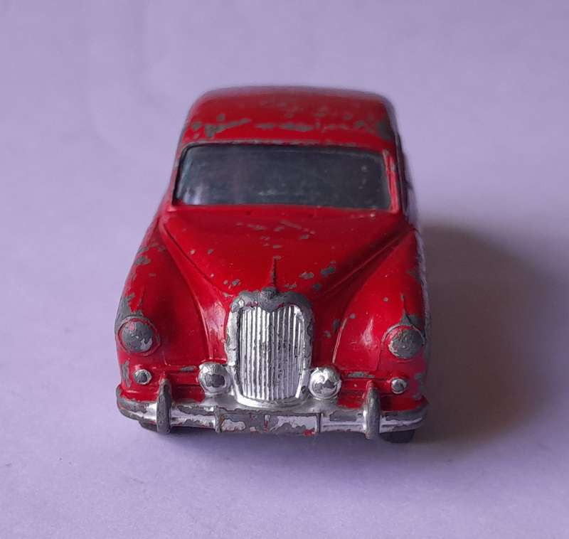 Corgi Toys 205 Riley Pathfinder In Original Box. 9.9cm.