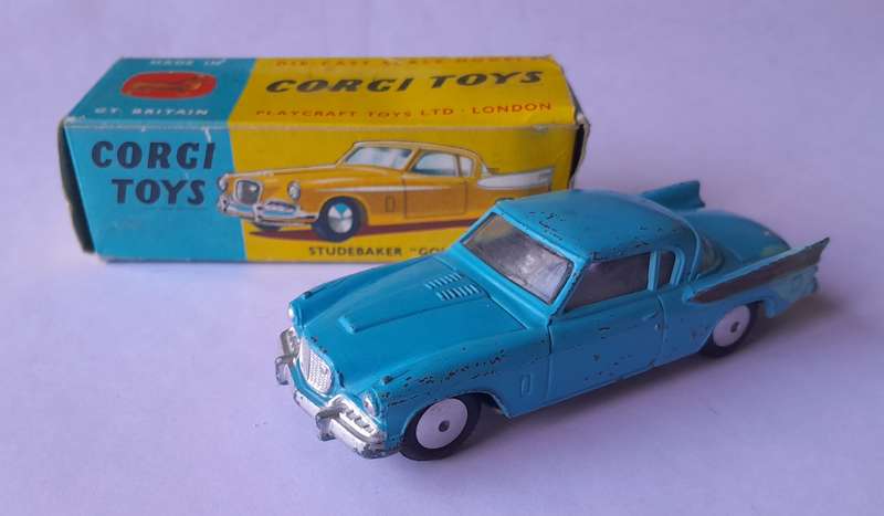 Corgi Toys 211 Studebaker Golden Hawk In Original Box. 11.4cm.