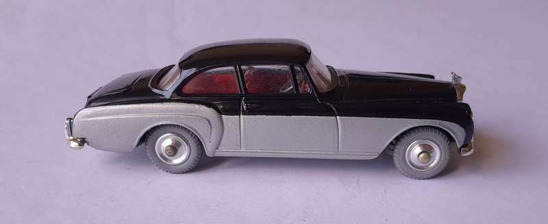 "Reserved" Corgi Toys 224 Bentley Continental In Original Box. 10.9cm.