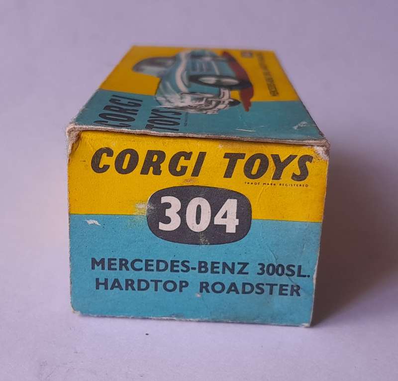 Corgi Toys 304 Mercedes 300SL Hardtop Roadster In Original Box. 9.5cm.