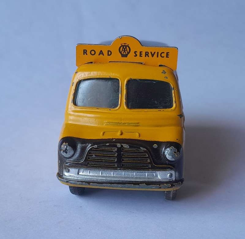 Corgi Toys 408 Bedford AA Van In Original Box. 8.2cm.