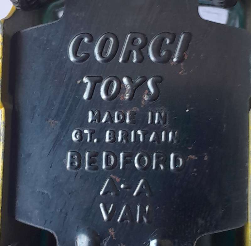 Corgi Toys 408 Bedford AA Van In Original Box. 8.2cm.
