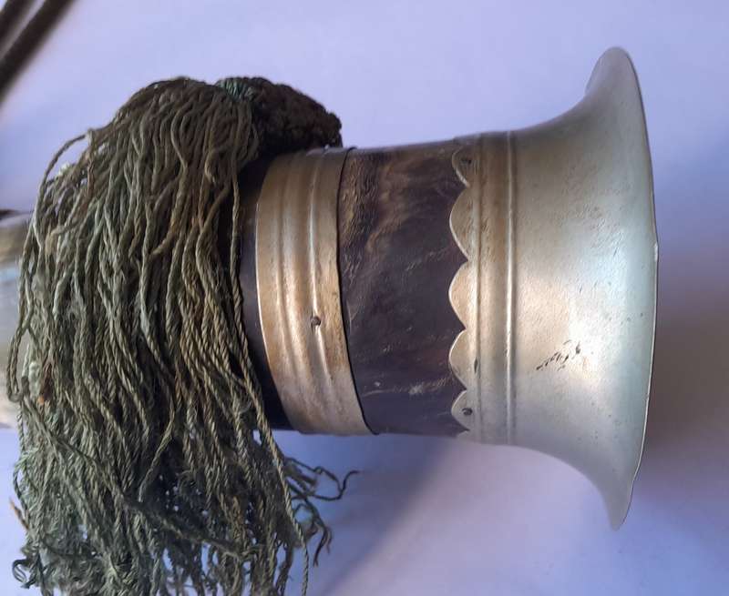 Antique Horn And Silver Plated Hunting Horn. Dated 1934. Length : 34 cm.
