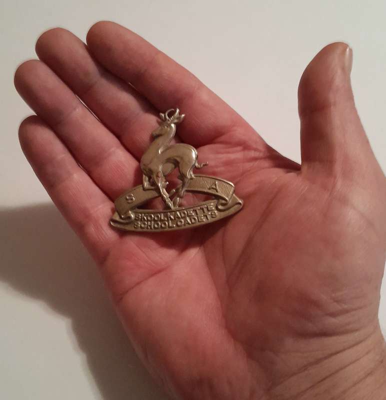 SA School Cadets Beret Badge.  No Lugs.