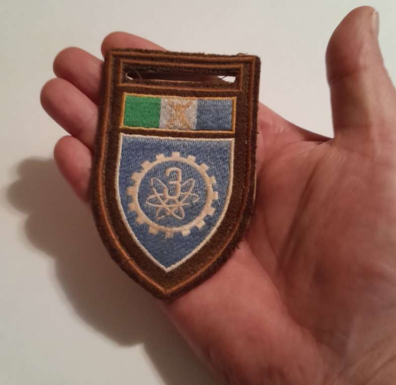 SADF 3 Signals Unit Tupper Shoulder Flash.  No Pin.