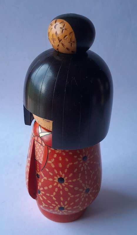 Vintage Japanese Hand Painted Kokeshi Doll. 18cm.