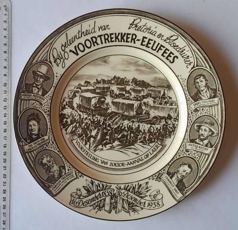Vintage Royal Doulton Voortrekker-Eeufees Plate. 26.5cm. Excellent Condition.
