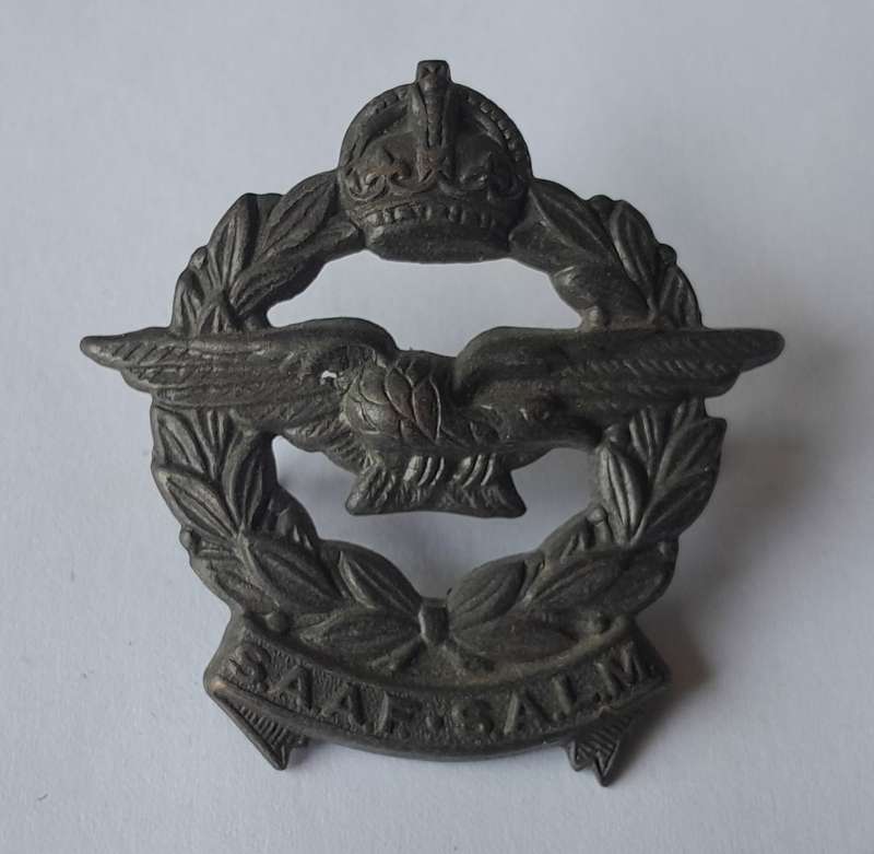 WW2 SA Airforce Badge Set.  Cap and Collars (Facing).