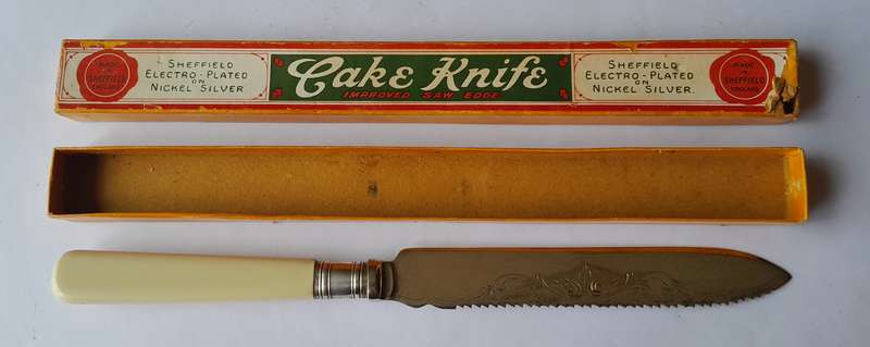 Vintage Sheffield Silver Plated Cake Knife With "Improved Saw Edge". In Original Box.