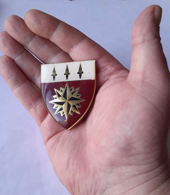 SADF 1 Special Forces Regiment Shoulder Flash.  All Pins Intact.