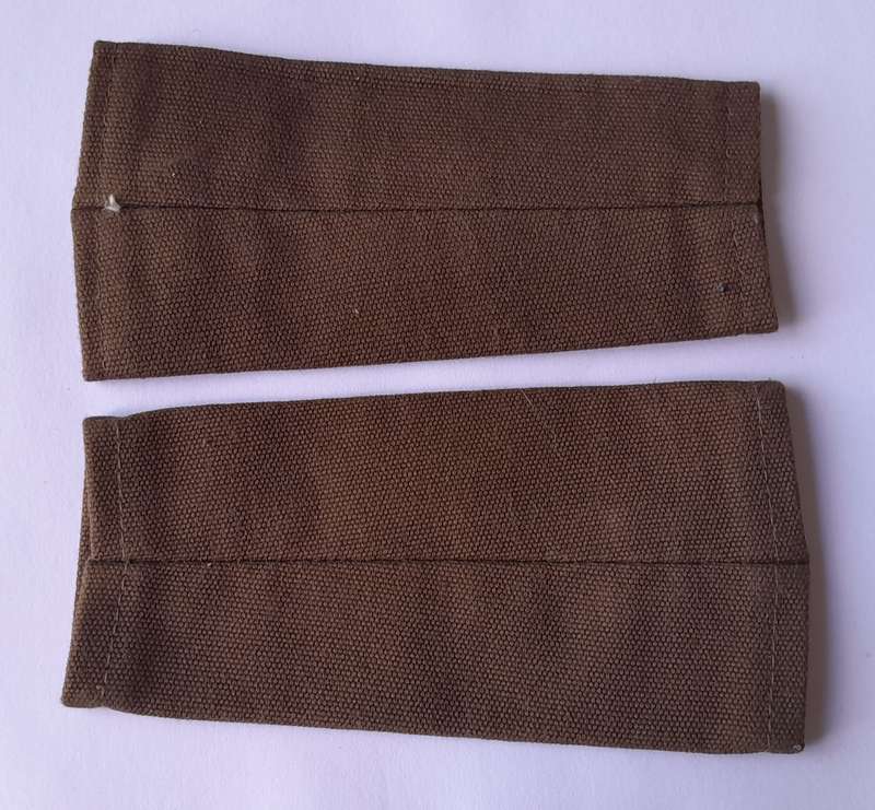 SADF Pair 2nd Lieutenant Rank Shoulder Epaulettes.