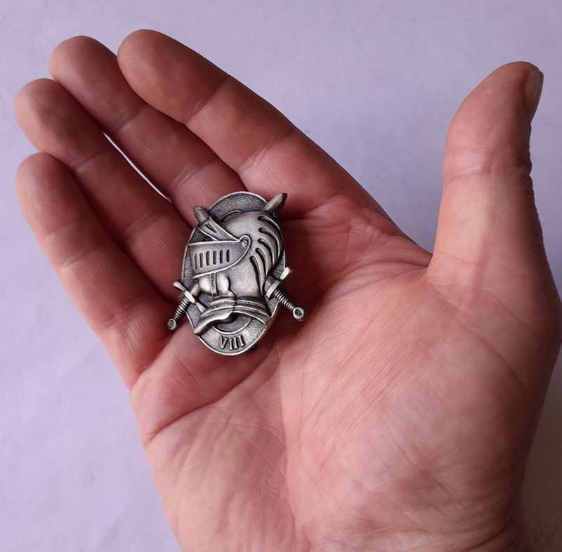 SADF 8 Armoured Division HQ Cape Badge.  Original Lugs Intact.