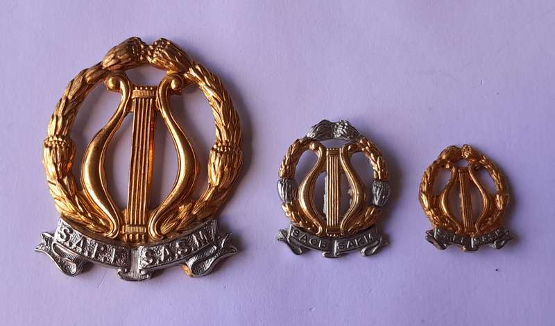 SADF Army Band Badge Set.  Cap, Collar and Lapel.