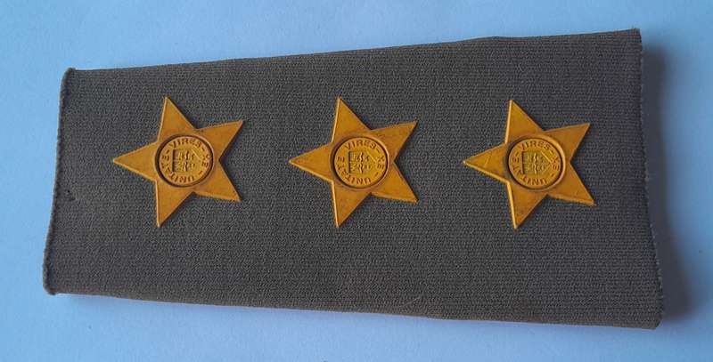 SADF Captain Rank Shoulder Board.