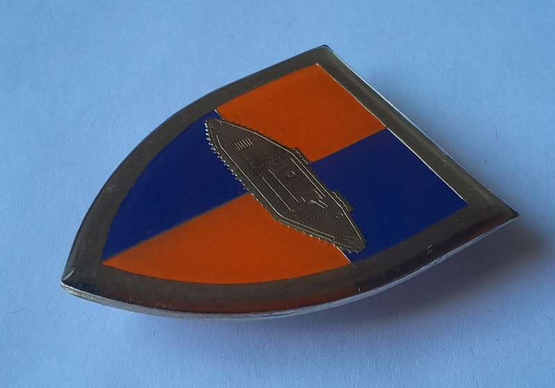 SADF School of Armour Shoulder Flash.  All Pins Intact.