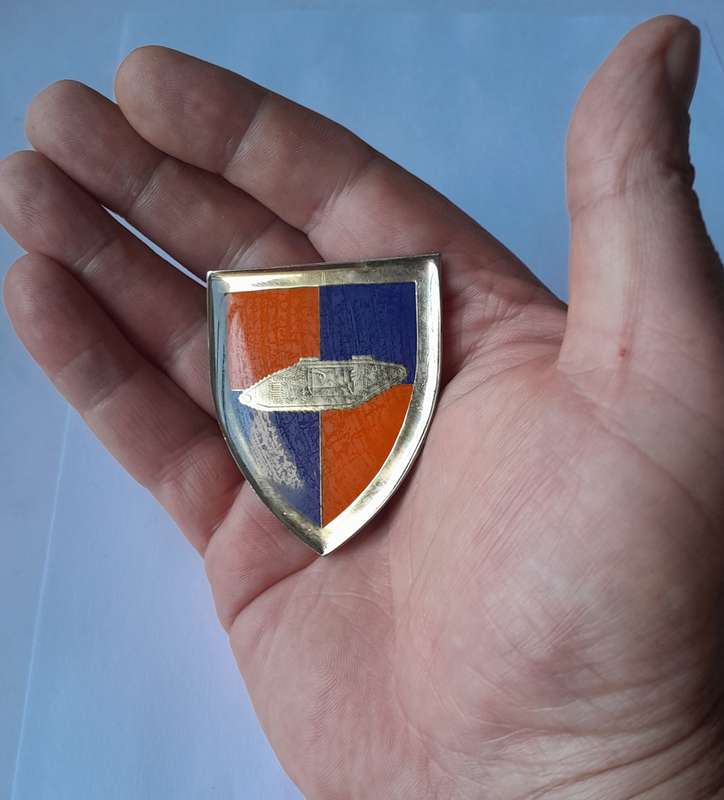 SADF School of Armour Shoulder Flash.  All Pins Intact.