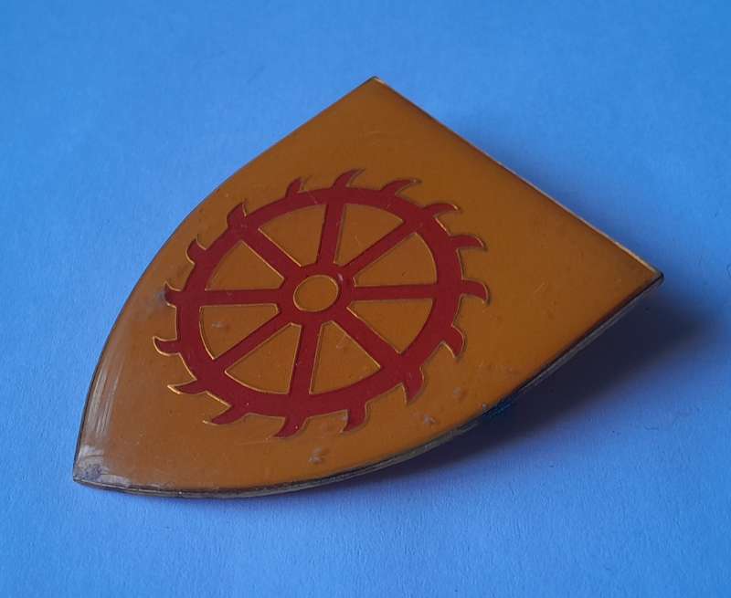 SADF Regiment De Wet Shoulder Flash.  2 Pins Intact.