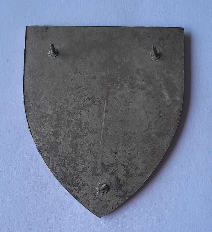 SADF School of Armour Shoulder Flash.  All Pins Intact.