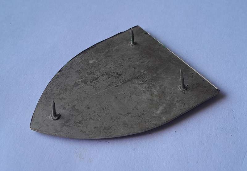 SADF School of Armour Shoulder Flash.  All Pins Intact.