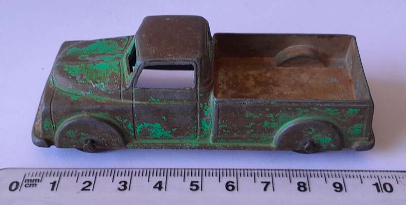 Vintage 1950's Die Cast "TootsieToy, U.S.A." Dodge Pickup. 100mm.