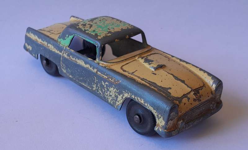 Vintage 1950's Die Cast "TootsieToy, U.S.A." Thunderbird. 107mm.