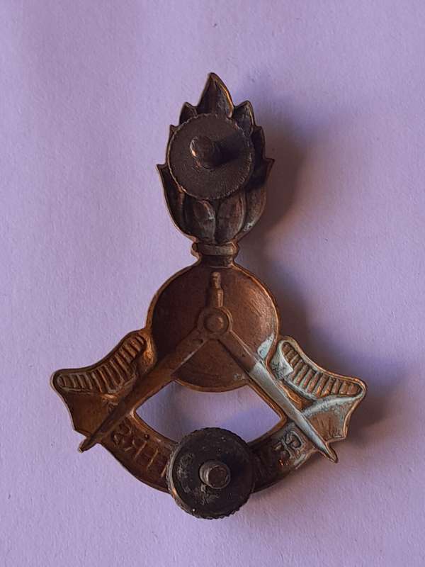 SA Army Genie / Engineers Cap Badge.  All Screw Lugs Intact.