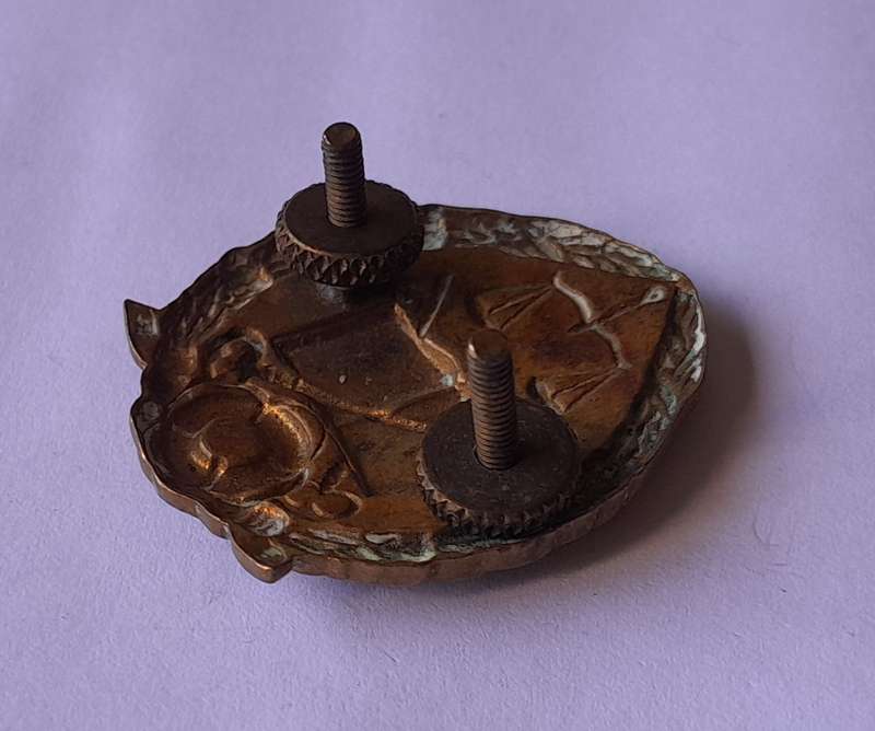 Early SA Prison Service Cap Badge.  All Screw Lugs Intact.