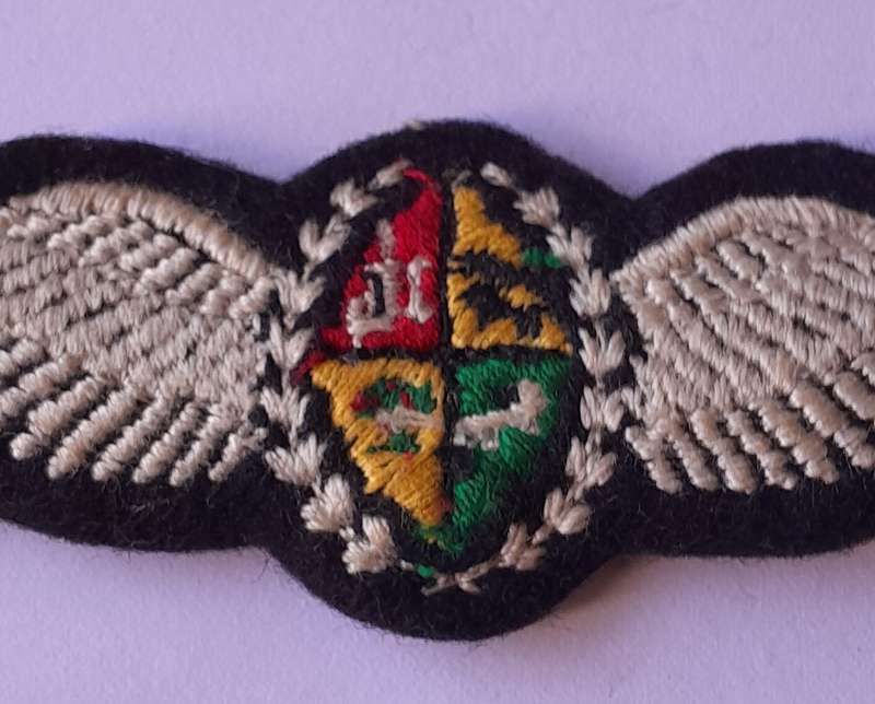 Early SA Airforce Pilots Wing Embroidered Badge.