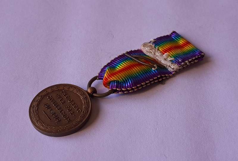 WW1 Miniature Victory Medal with MID Oak Leaf Clasp.