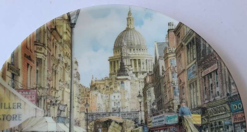 Vintage Davenport Limited Edition Collector's Plate. "The Flower Seller". 20cm.