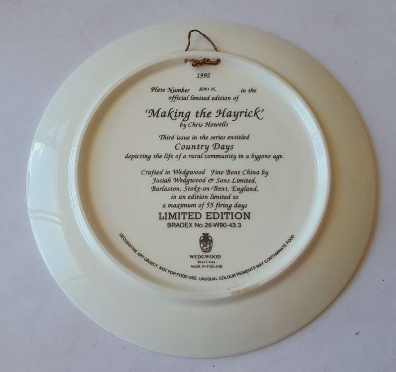 Vintage Wedgwood Limited Edition Collector's Plate. "Making the Hayrick". 20.5cm.
