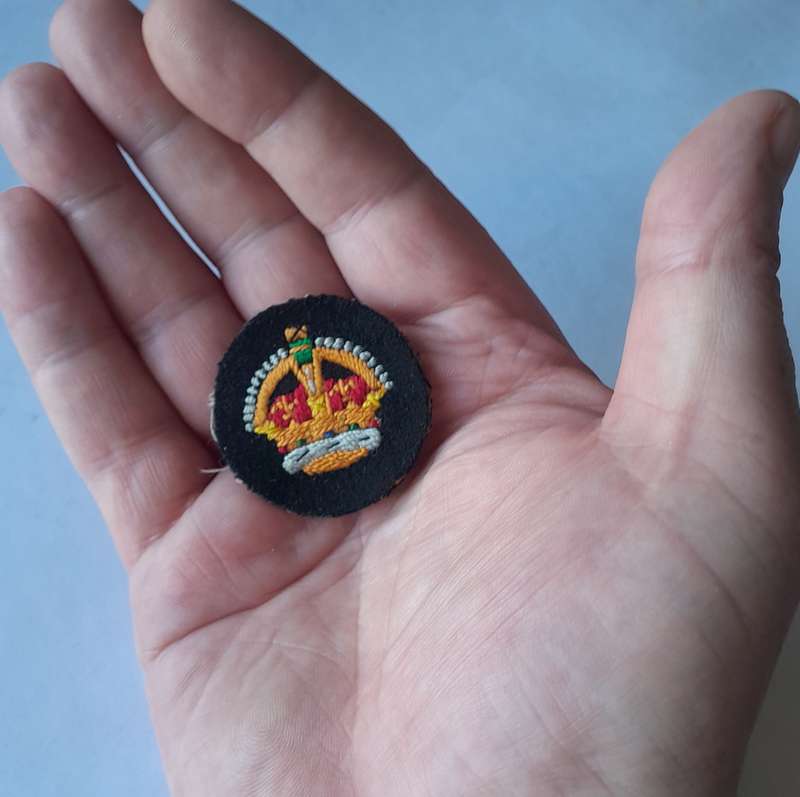 Canadian Army Warrant Officer King's Crown Badge.