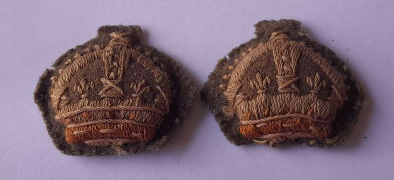 WW2 British Army Sergeant Major Badge Set.