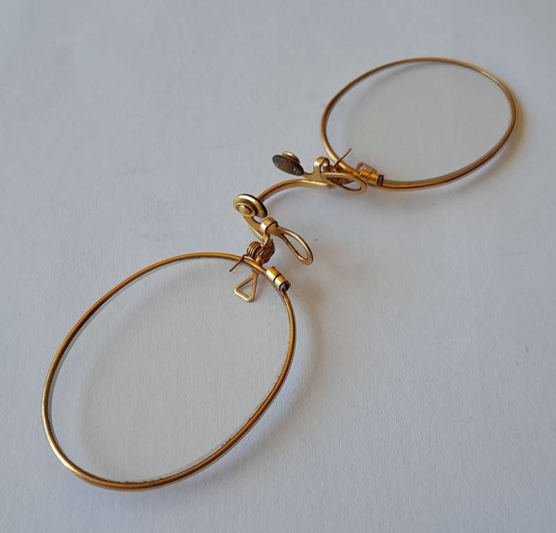 Antique Pince-Nez Eye Glasses In Original Case. V&H. Muller, JHB.