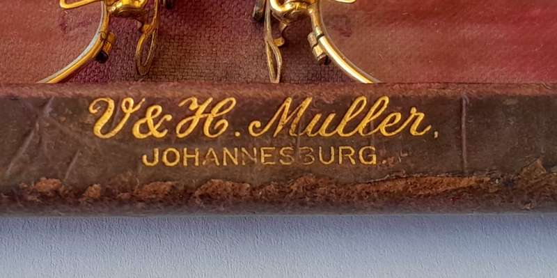 Antique Pince-Nez Eye Glasses In Original Case. V&H. Muller, JHB.