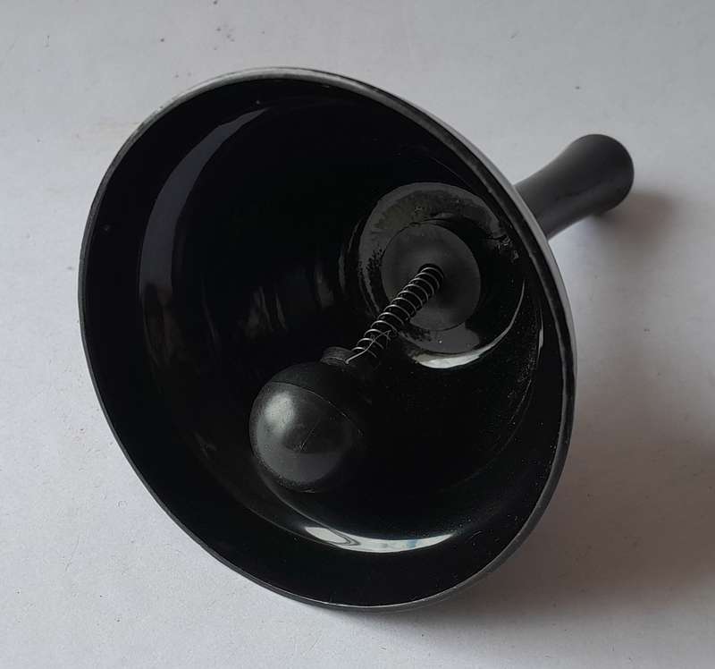 Las Vegas Ring for Beer Bell. 13cm.