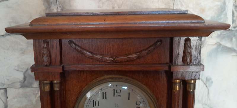 Antique Oak Cased HAC Wurttemburg Mantel Clock. Superb Condition.