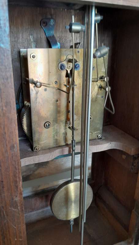 Antique Oak Cased HAC Wurttemburg Mantel Clock. Superb Condition.