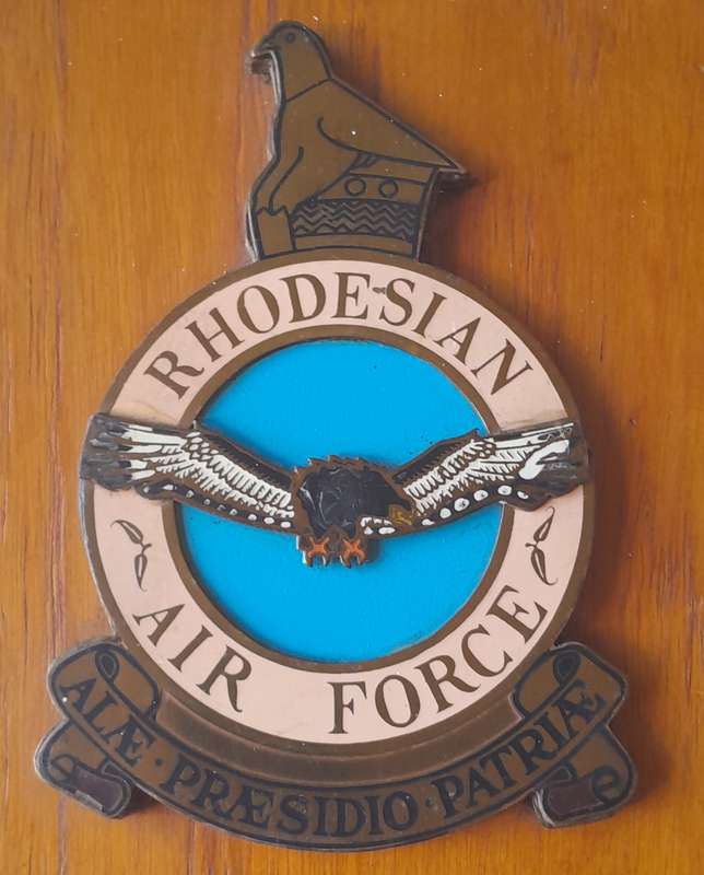 Vintage Rhodesian Air Force Plaque. 20 x 15cm.