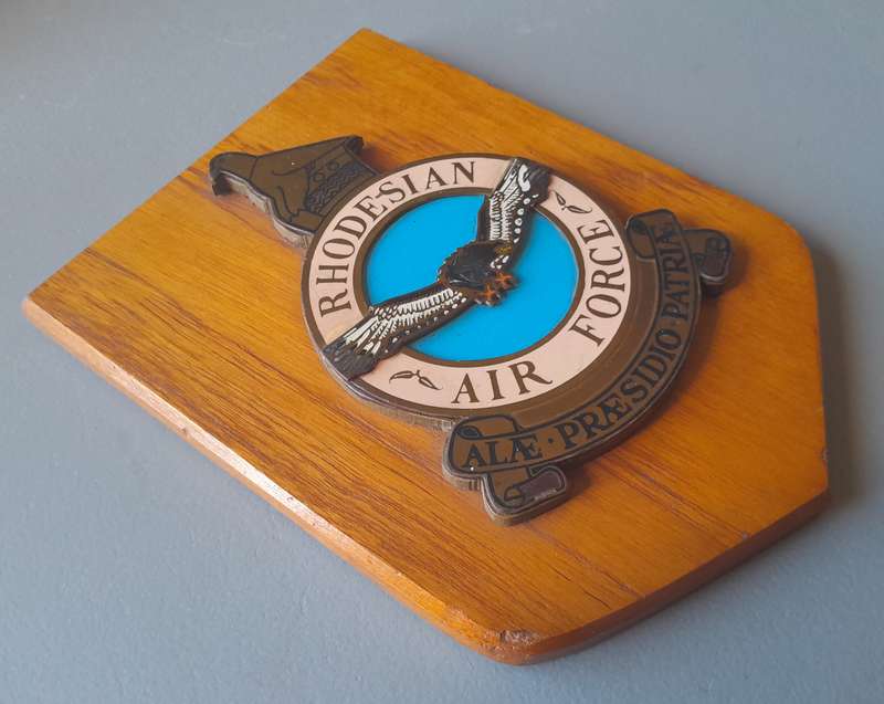 Vintage Rhodesian Air Force Plaque. 20 x 15cm.