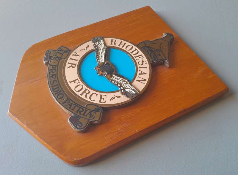 Vintage Rhodesian Air Force Plaque. 20 x 15cm.