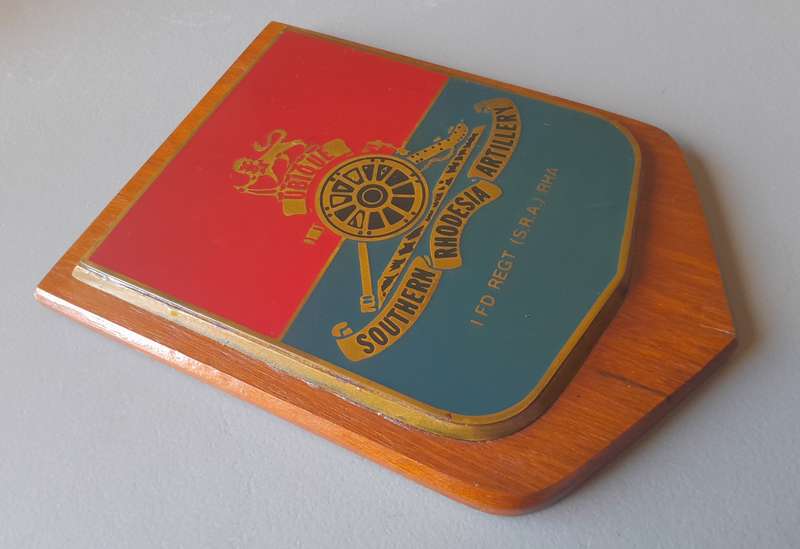 Vintage Southern Rhodesia Artillery Plaque. 1 FD REGT (S.R.A.) RHA. 20 x 15cm.