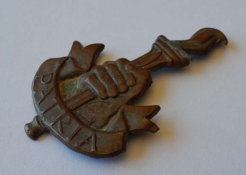 WW2 SA Youth Training Brigade Cap Badge.  No Lugs.