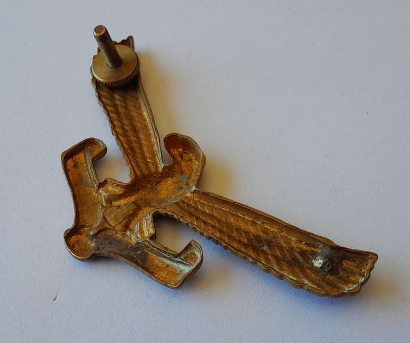 Early SA Air Force Cap Badge.  1 Lug Intact.