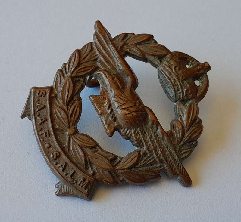 WW2 SA Airforce Collar Badge.  1 Lug Intact.