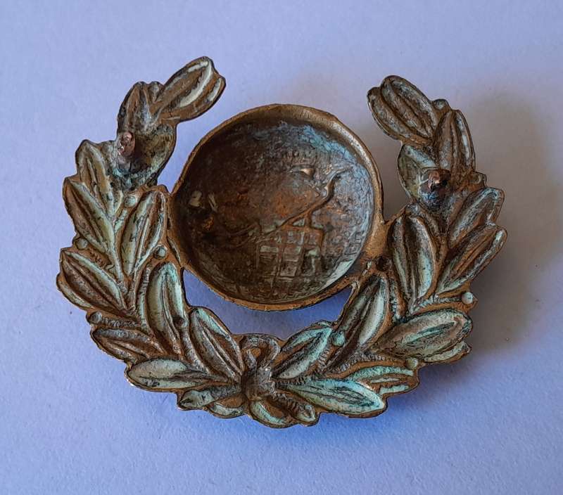 WW2 Royal Marines Corps Badge.  No Lugs.
