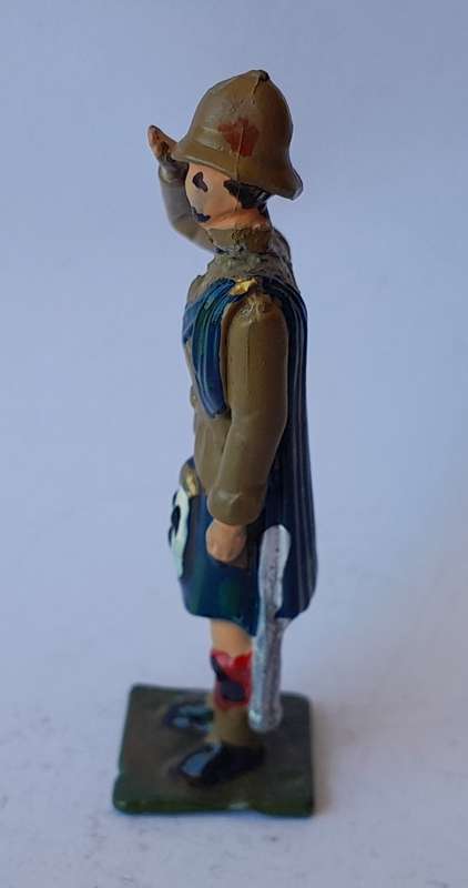 Boer War Black Watch Lead Figurine.  6cm