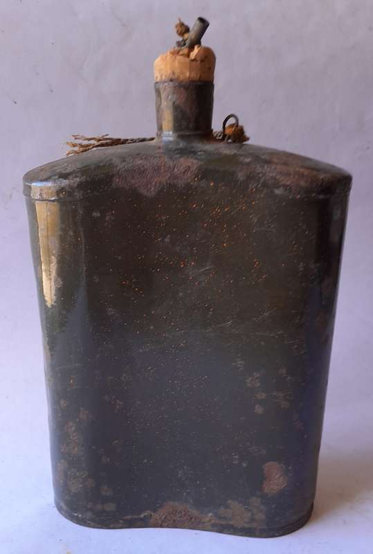 WW2 British Army Water Bottle With Stopper.